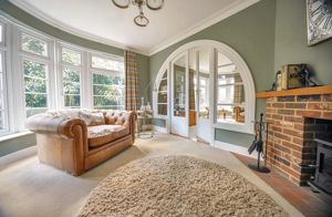 Sitting Room- click for photo gallery